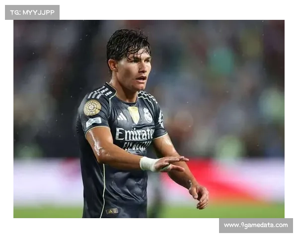 弗兰-加西亚两黄变一红，皇马十人应战